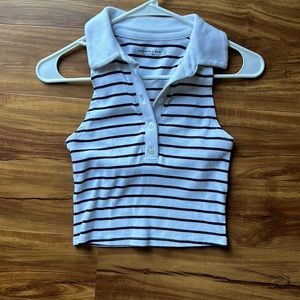 Abercrombie cropped collared tank!